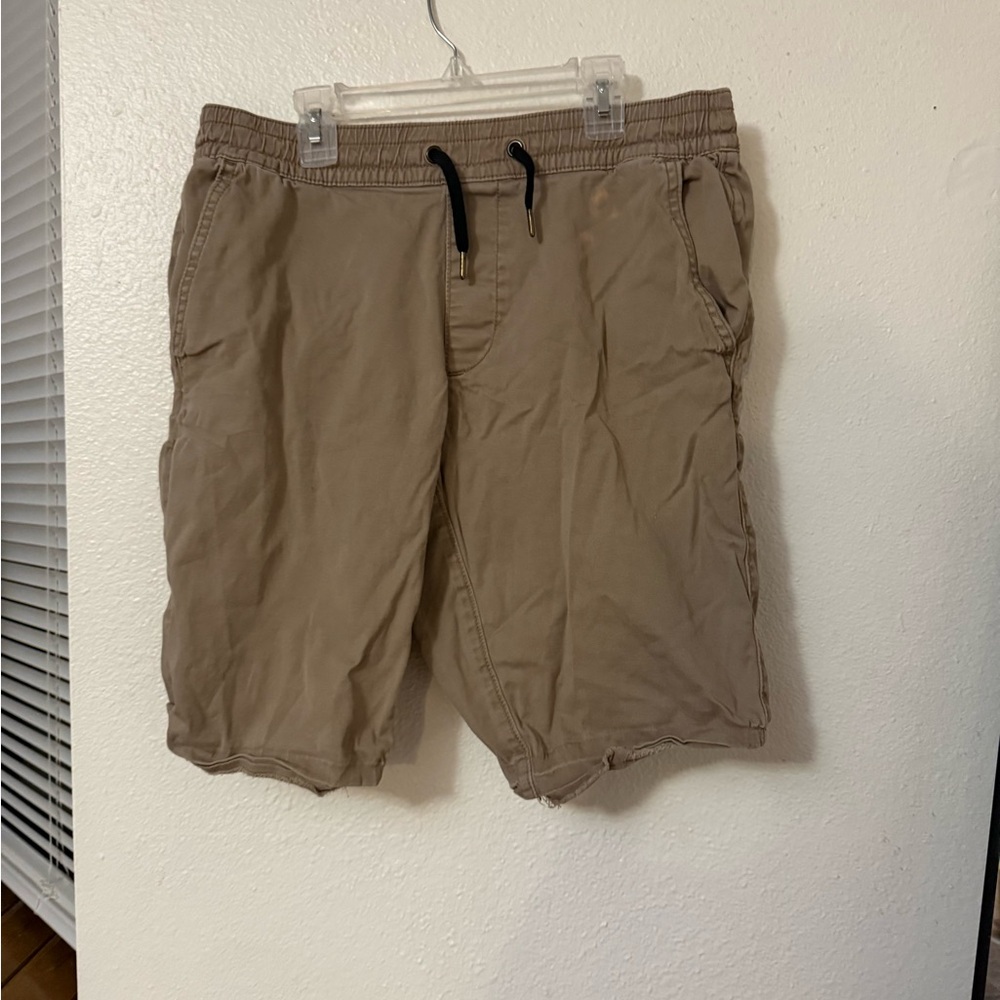 Hollister Men's Tan Flat Front Shorts
